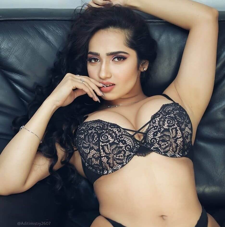 Viman Nagar Call Girls